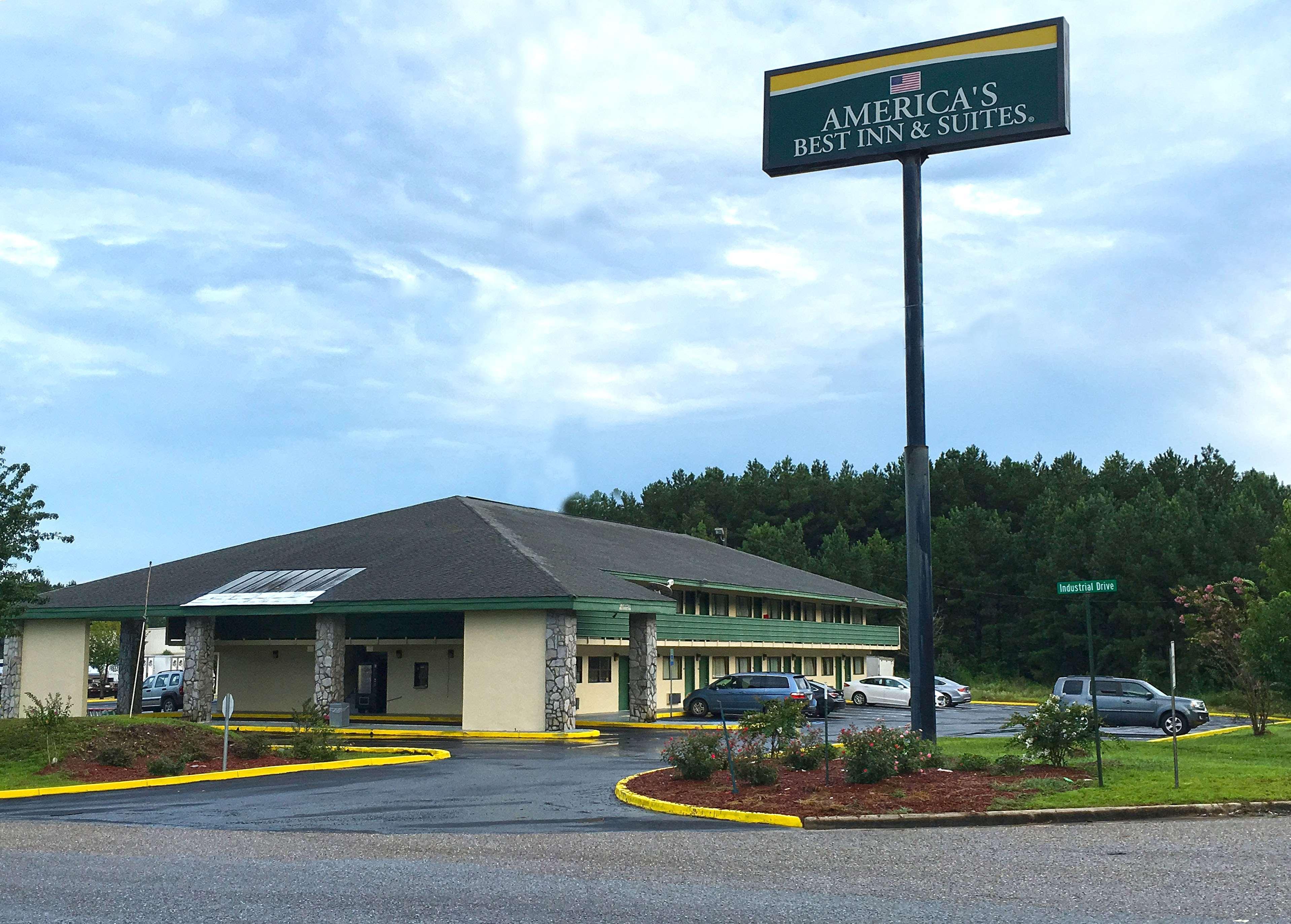 Days Inn By Wyndham York Alabama Экстерьер фото
